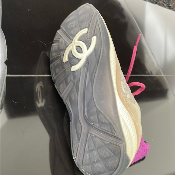 CHANEL Women's Beige and Pink Sneakers - Picture 10 of 15